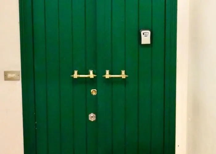 Trastevere House-suite Elegante Nel Centro Storico * רומא